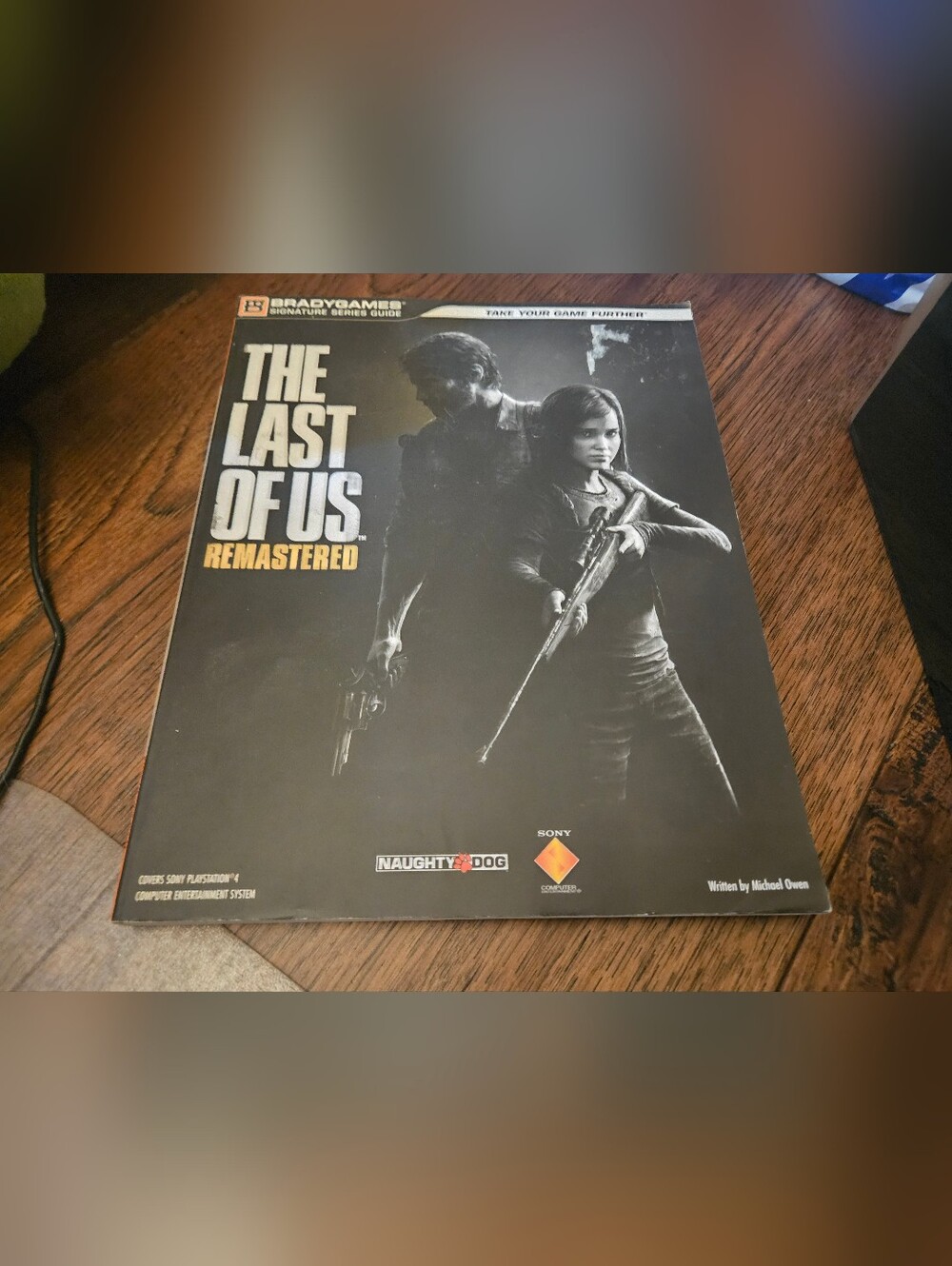 The Last of Us Remastered Signature Series Strategy Guide Used Good Condition. 